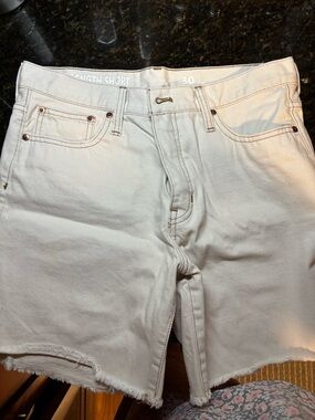 Ladies Jcrew Cream Denim Cutoff Shorts -